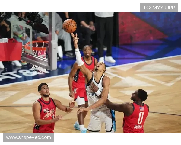 星辰大胜星条夺冠爱德华兹封王